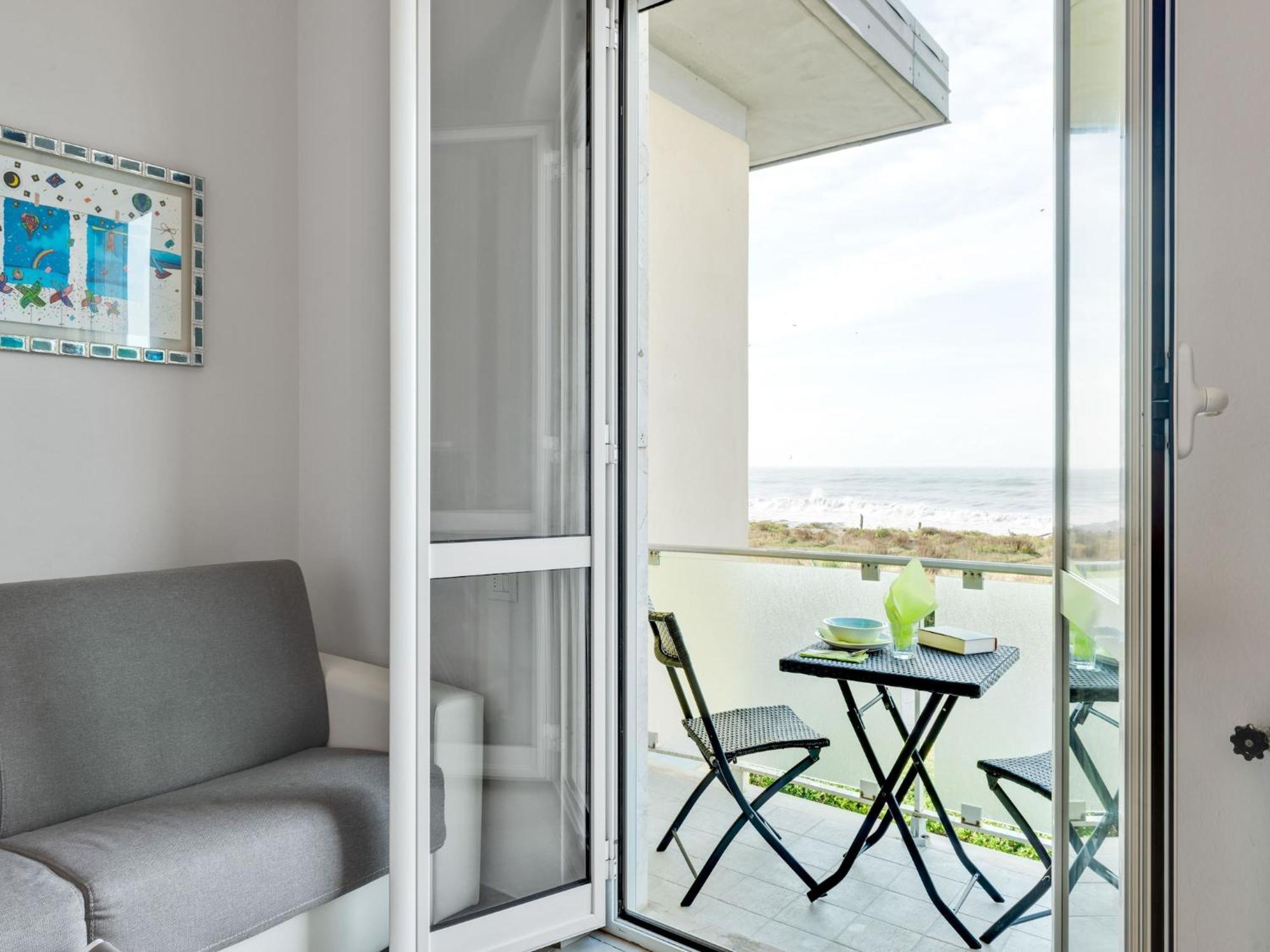 Amazing Holiday Home Near Pet Friendly Beach Carrara Exterior photo