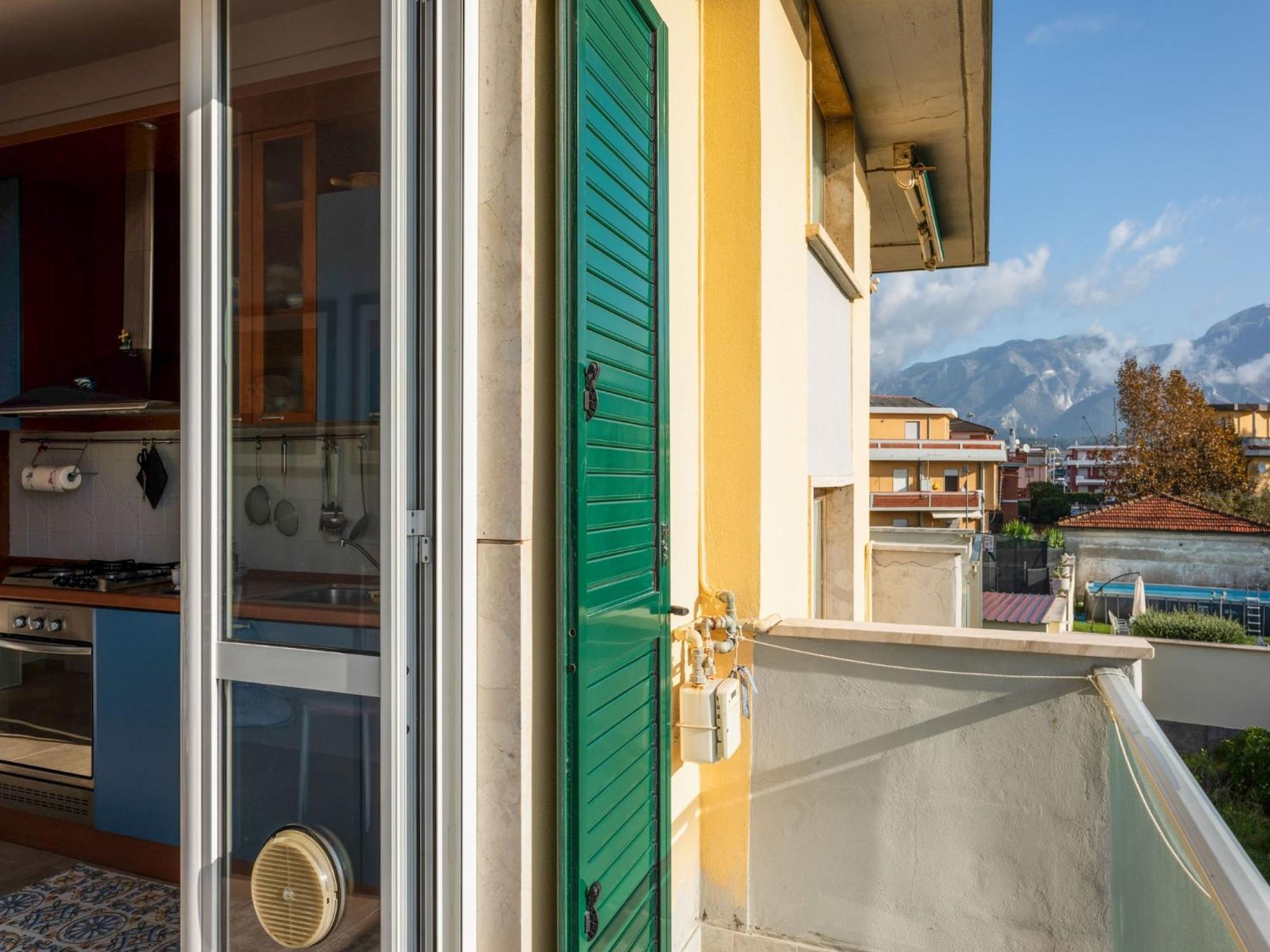 Amazing Holiday Home Near Pet Friendly Beach Carrara Exterior photo